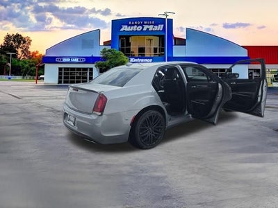 2018 Chrysler 300 S