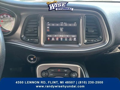 2022 Dodge Challenger SXT