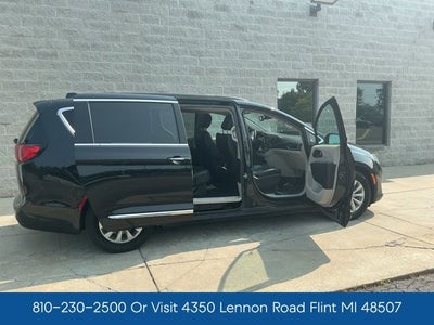 2017 Chrysler Pacifica Touring L