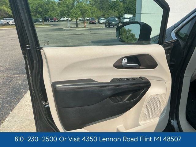 2017 Chrysler Pacifica Touring L