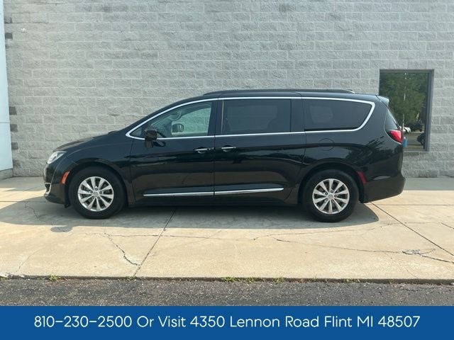 2017 Chrysler Pacifica Touring L