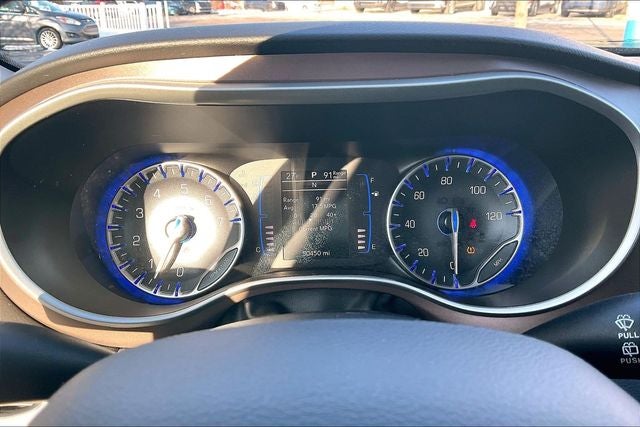 2024 Chrysler Voyager LX