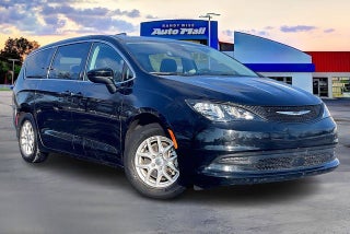 2024 Chrysler Voyager LX