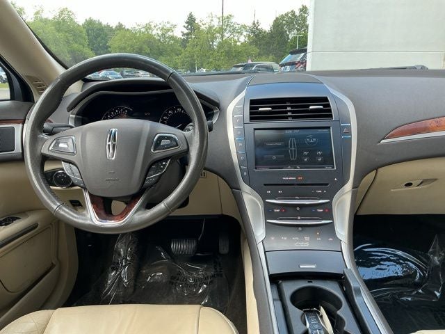 Used 2014 Lincoln MKZ Base with VIN 3LN6L2J94ER817467 for sale in Flint, MI