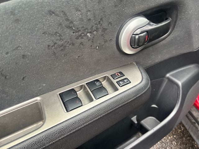 2012 Nissan Versa 1.8 S