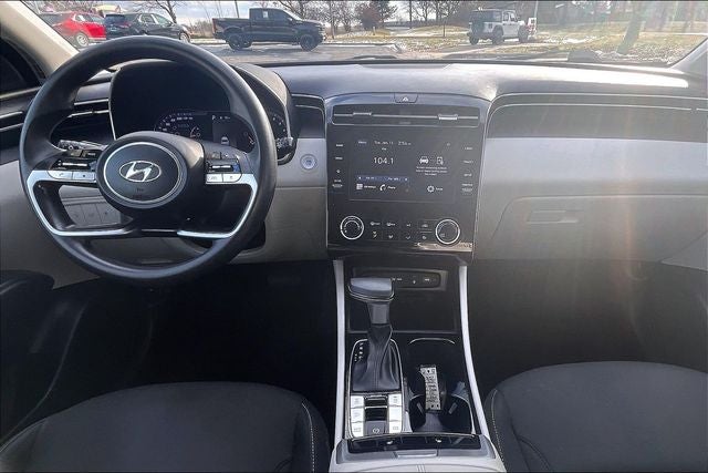 2023 Hyundai TUCSON SEL