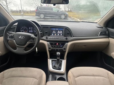2018 Hyundai ELANTRA SE