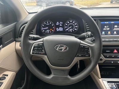2018 Hyundai ELANTRA SE