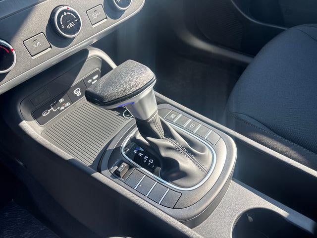 2026 Hyundai KONA SE FWD