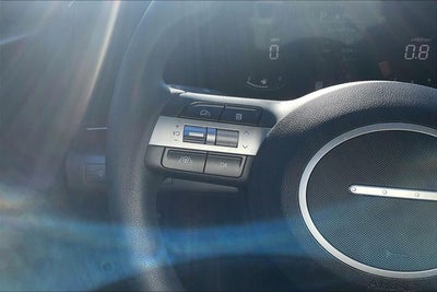 2025 Hyundai KONA SE