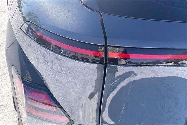 2025 Hyundai KONA SE