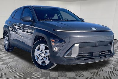 2025 Hyundai KONA SE