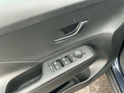 2027 Hyundai KONA SE FWD