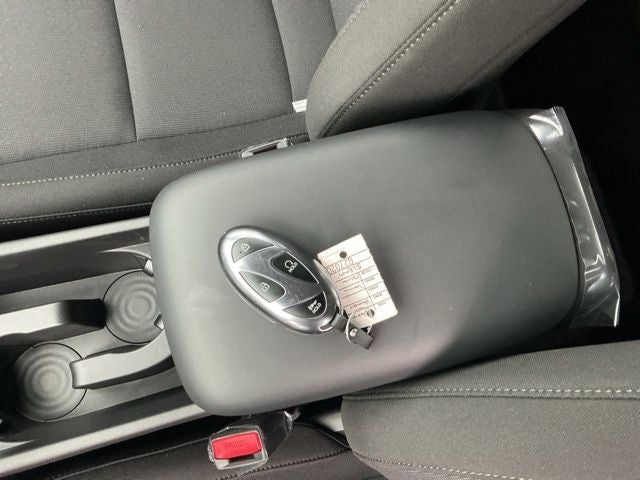2027 Hyundai KONA SE FWD