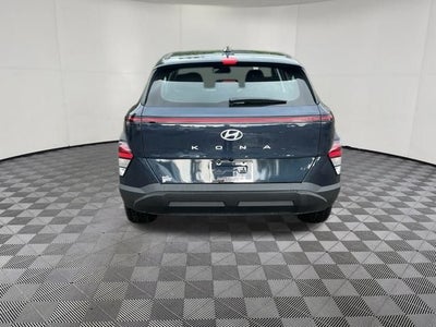 2027 Hyundai KONA SE FWD