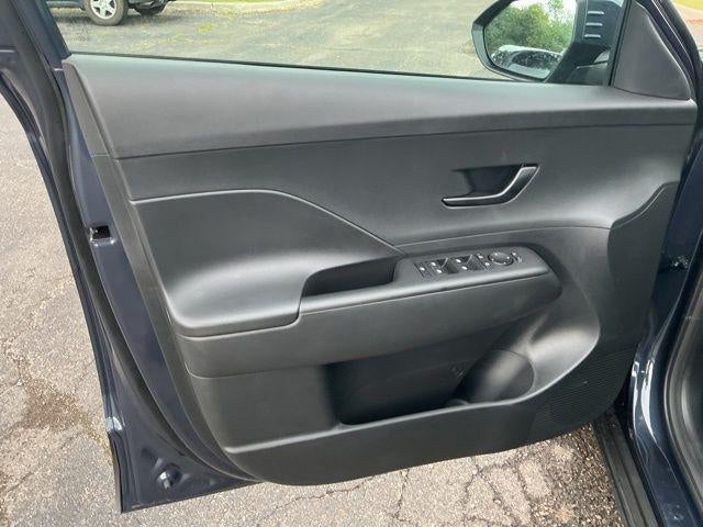 2027 Hyundai KONA SE FWD