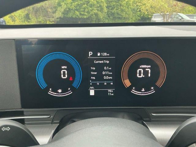 2027 Hyundai KONA SE FWD