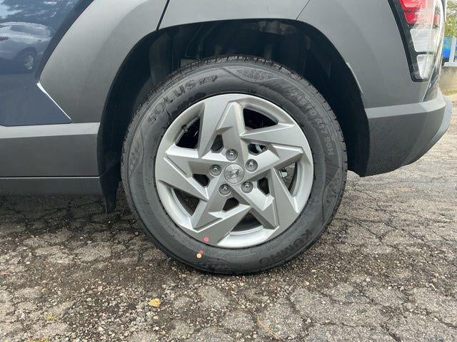 2027 Hyundai KONA SE FWD