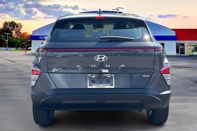 2026 Hyundai KONA SE AWD