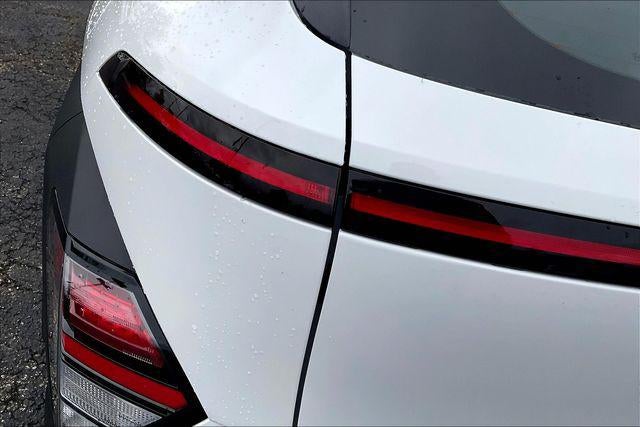 2026 Hyundai KONA SE AWD