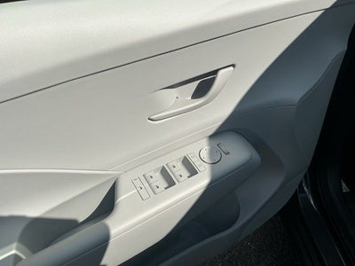 2027 Hyundai KONA SE AWD
