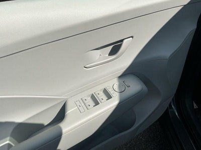 2027 Hyundai KONA SE AWD