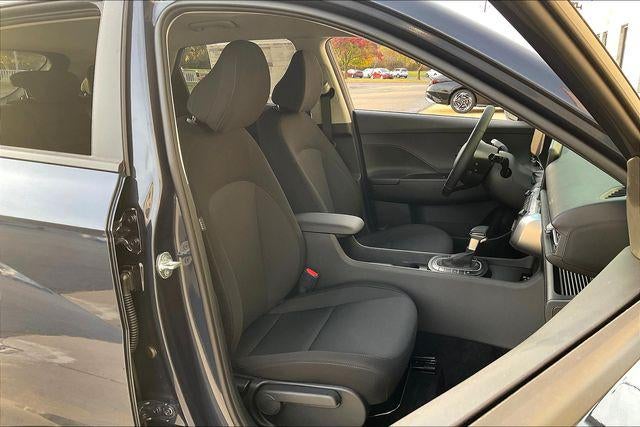 2025 Hyundai KONA SEL FWD