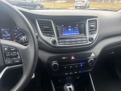 2016 Hyundai TUCSON SE