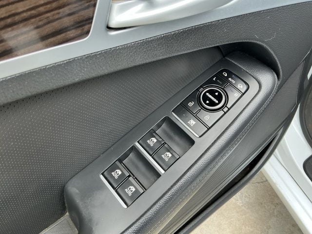 2015 Hyundai Genesis Base - Photo 20