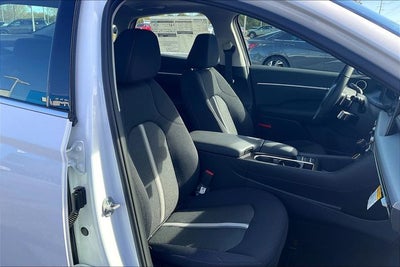 2026 Hyundai SONATA HYBRID SEL