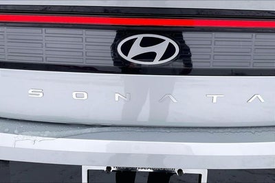 2026 Hyundai SONATA HYBRID SEL