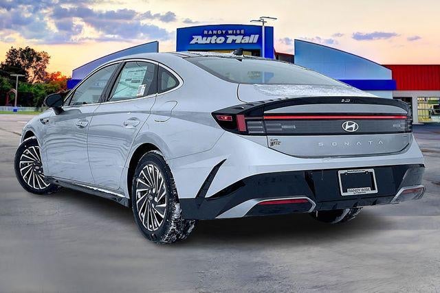 2026 Hyundai SONATA HYBRID SEL