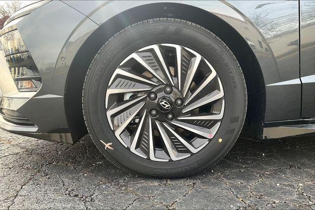 2026 Hyundai SONATA HYBRID Limited