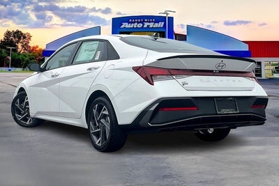 2025 Hyundai ELANTRA SEL Sport