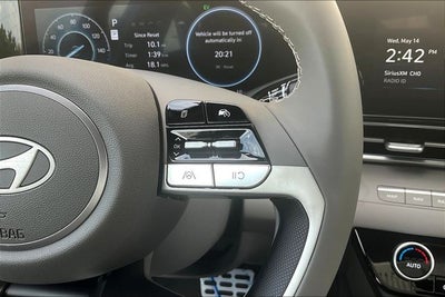 2025 Hyundai ELANTRA HYBRID SEL Sport