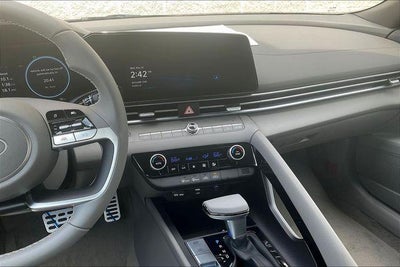 2025 Hyundai ELANTRA HYBRID SEL Sport