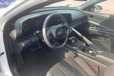 2025 Hyundai ELANTRA HYBRID SEL Sport