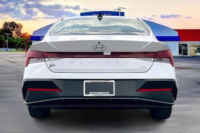 2025 Hyundai ELANTRA HYBRID Limited