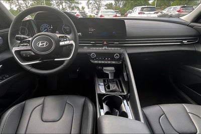 2025 Hyundai ELANTRA HYBRID Limited