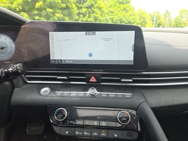 2024 Hyundai Elantra SEL - Photo 16