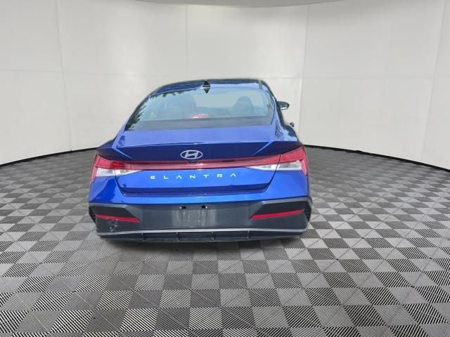 2024 Hyundai Elantra SEL - Photo 7
