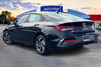 2025 Hyundai ELANTRA SEL Convenience