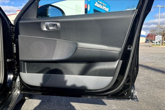 2025 Hyundai IONIQ 6 SEL