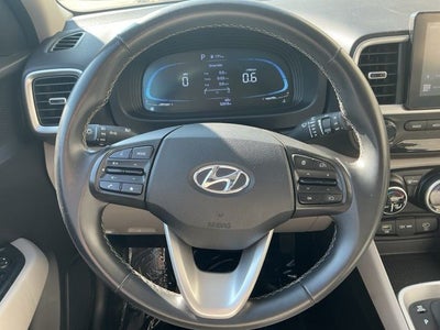 2024 Hyundai VENUE SEL