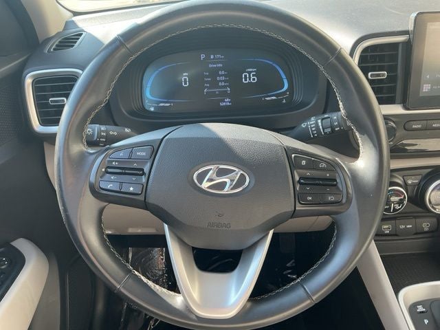 2024 Hyundai VENUE SEL