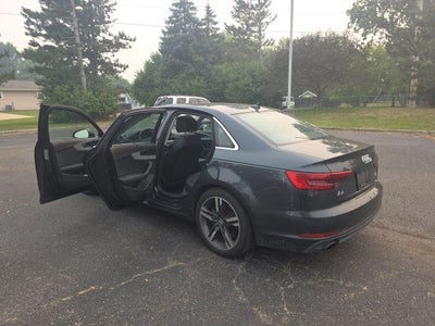 2017 Audi A4 2.0T Prestige quattro