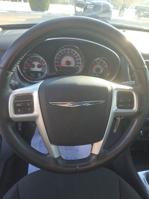 2012 Chrysler 200 Touring