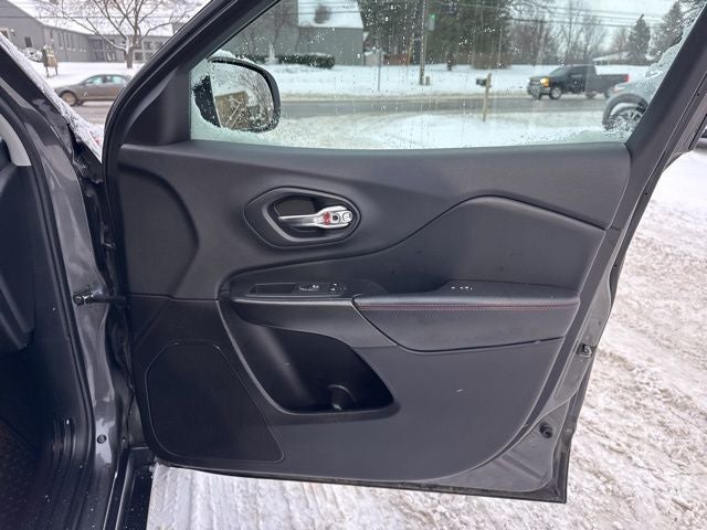 2020 Jeep Cherokee Trailhawk