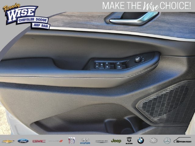 2026 Jeep Grand Cherokee Altitude