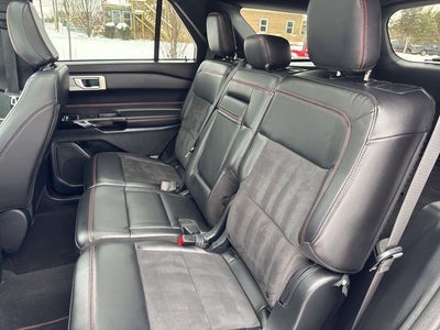 2023 Ford Explorer ST-Line